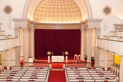 A view from the pews looking toward the altar of Memorial Chapel.