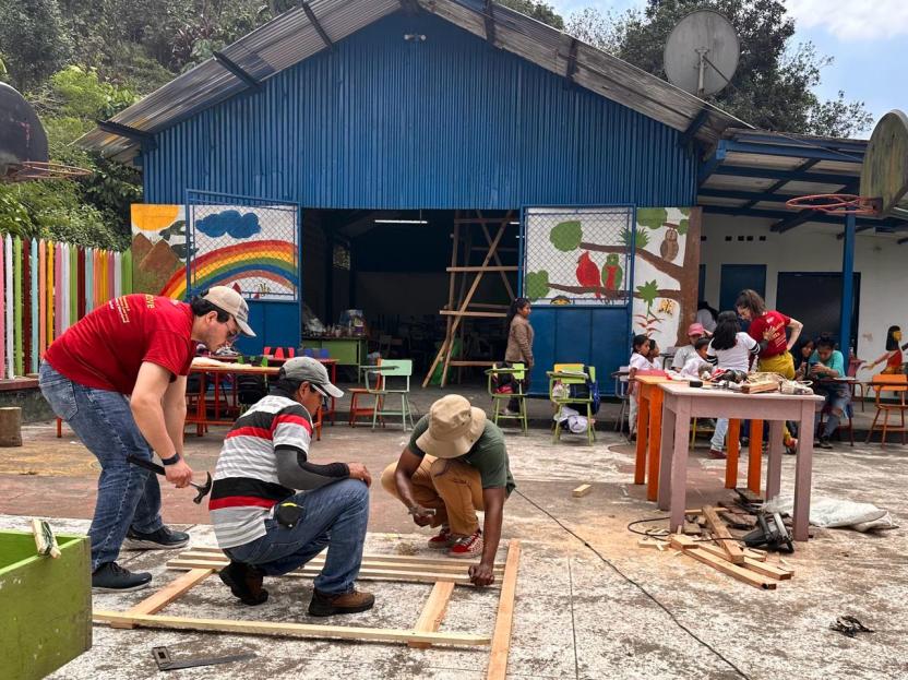 AB team rebuilding a fence for a school in Los Andes, Guatemala
