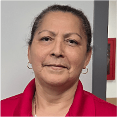 Portrait of Dina Hernandez